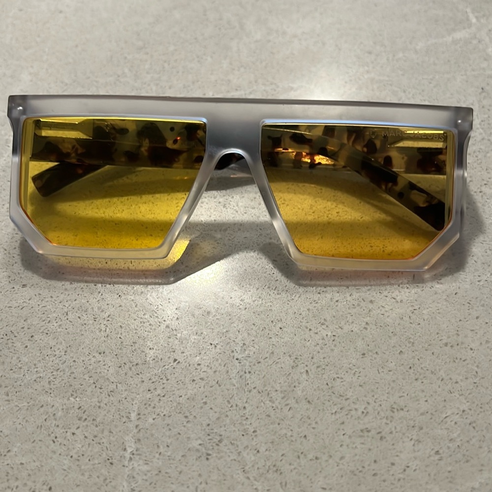 Sunglasses Marc Jacobs